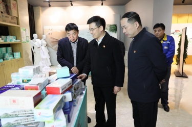 領導調研 | 平湖市委副書記、代市長周軍波一行蒞臨景興紙業調研交流